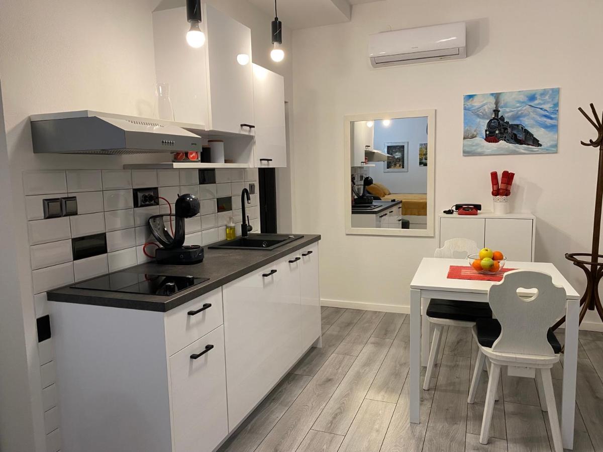 Studio Apartman Lora Lipik Exterior foto
